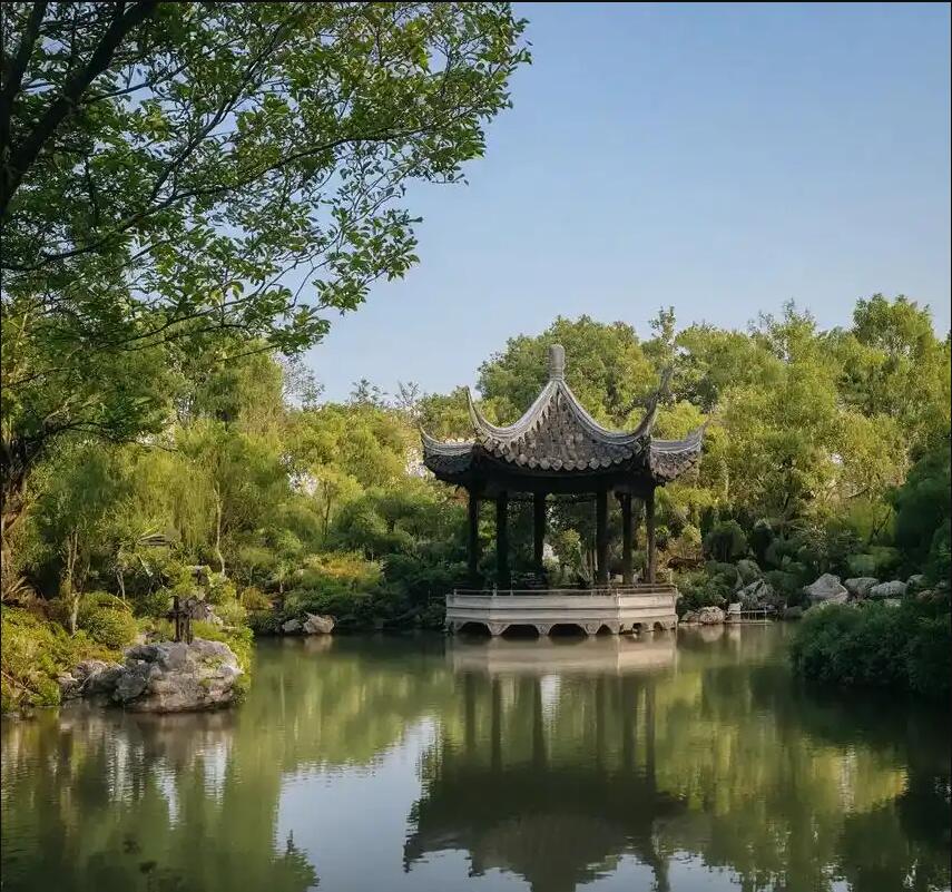 上海迷茫餐饮有限公司